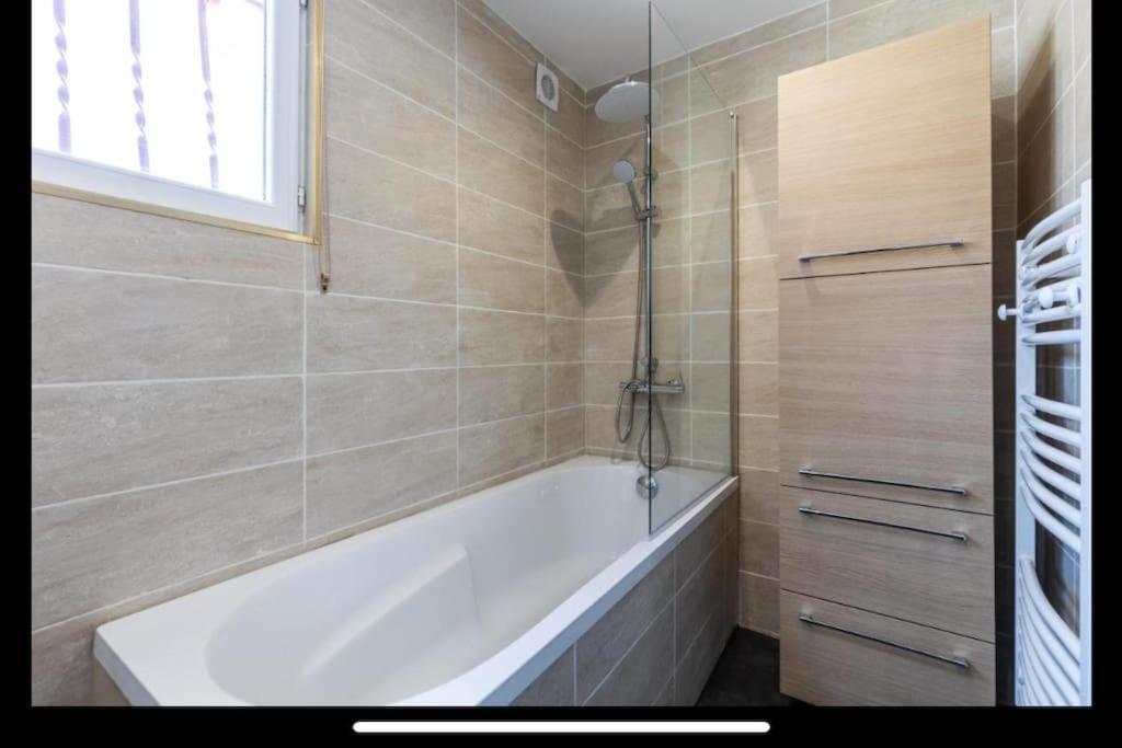 Maison A Deux Pas Du Port Lanton Bagian luar foto