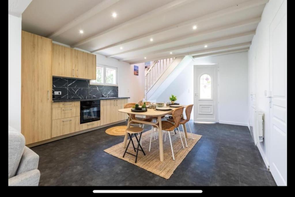 Maison A Deux Pas Du Port Lanton Bagian luar foto